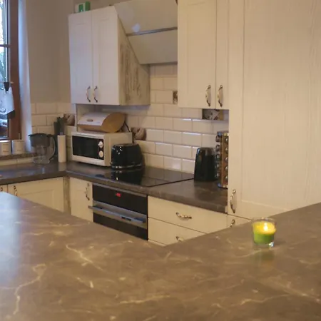 Miedzy Strumykami Appartement *